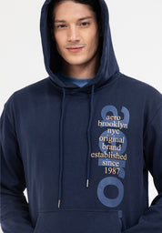 PULLOVER HOODIE