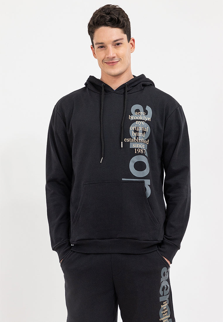 PULLOVER HOODIE