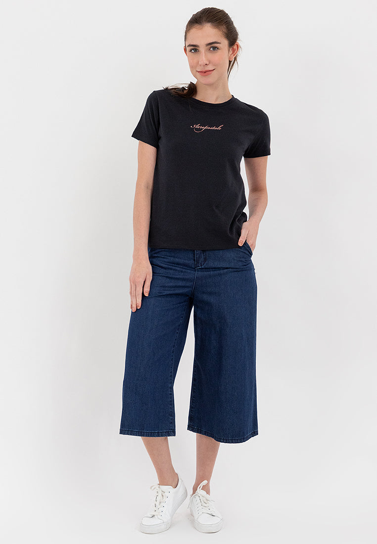 ONLINE EXCLUSIVE: Script Logo Tee