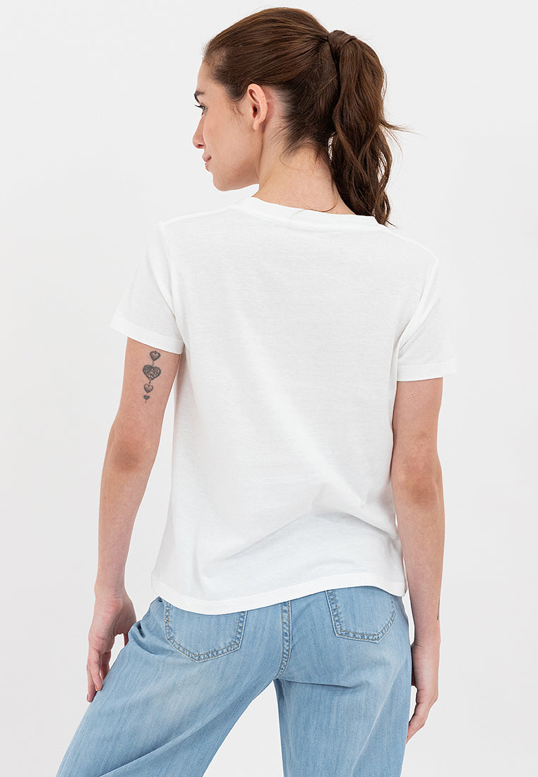 ONLINE EXCLUSIVE: Script Logo Tee