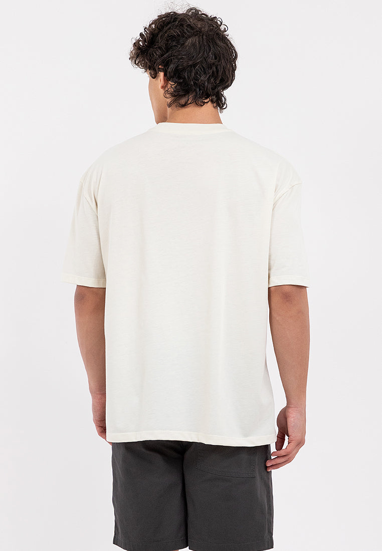 Loose Fit Essential Pocket Tee