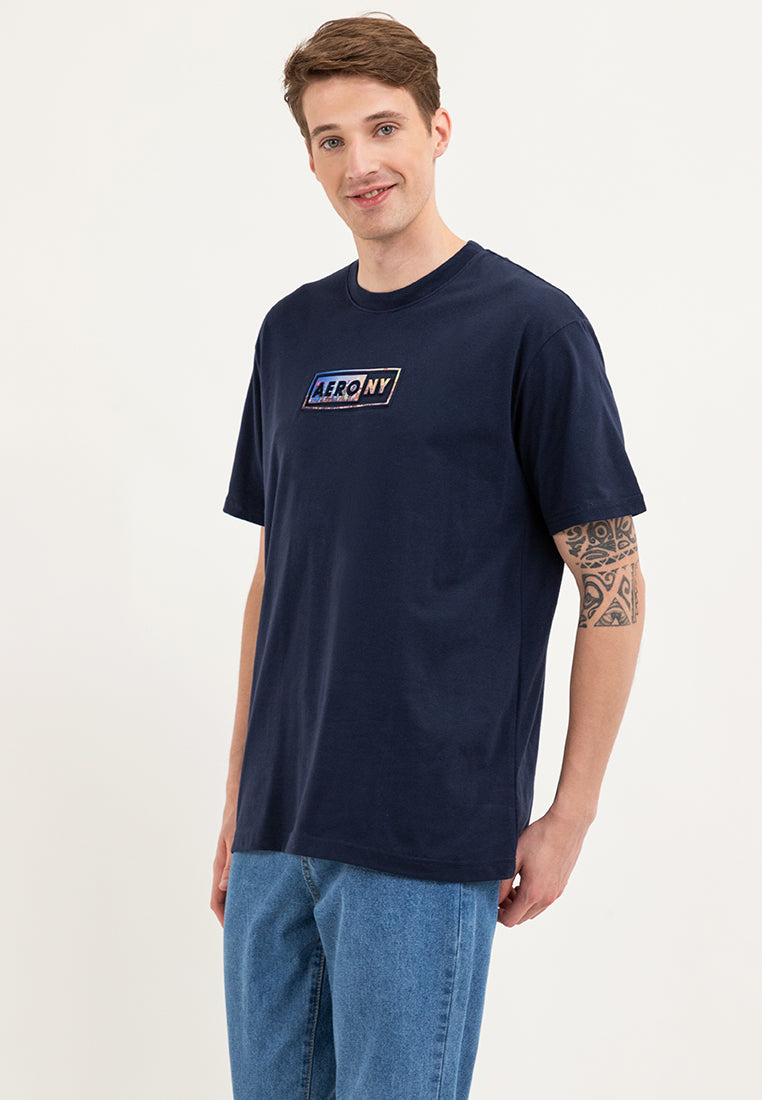 AERO NY FAB EMBOSS Guys Tee