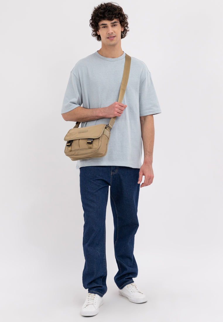 MEN'S AERO KHAKI MESSENGER BAG